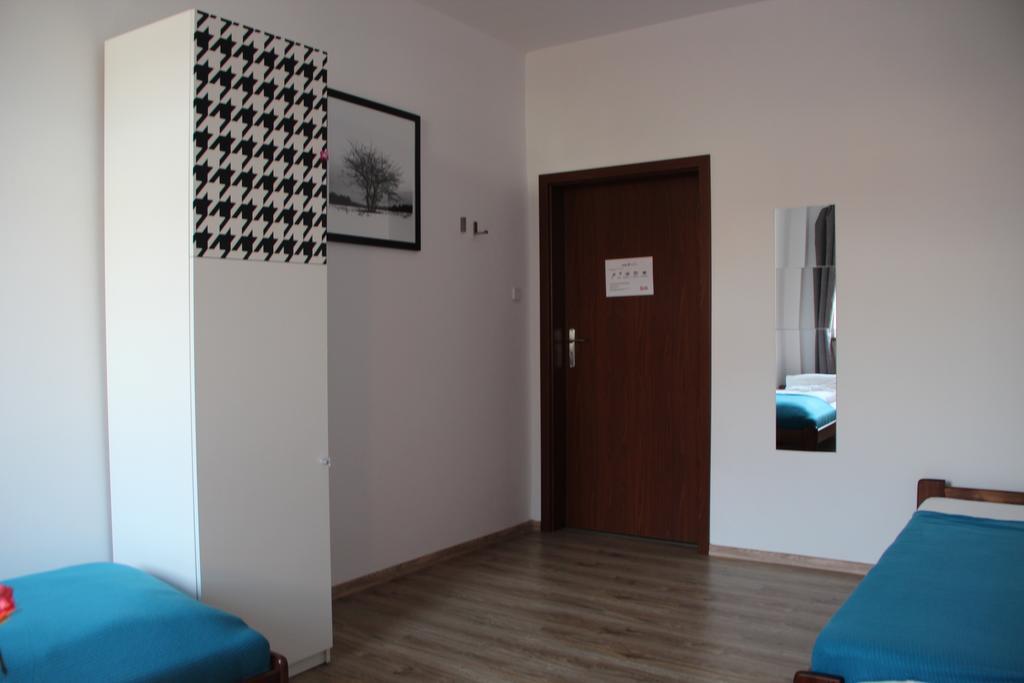 Baba Hostel Каліш Номер фото