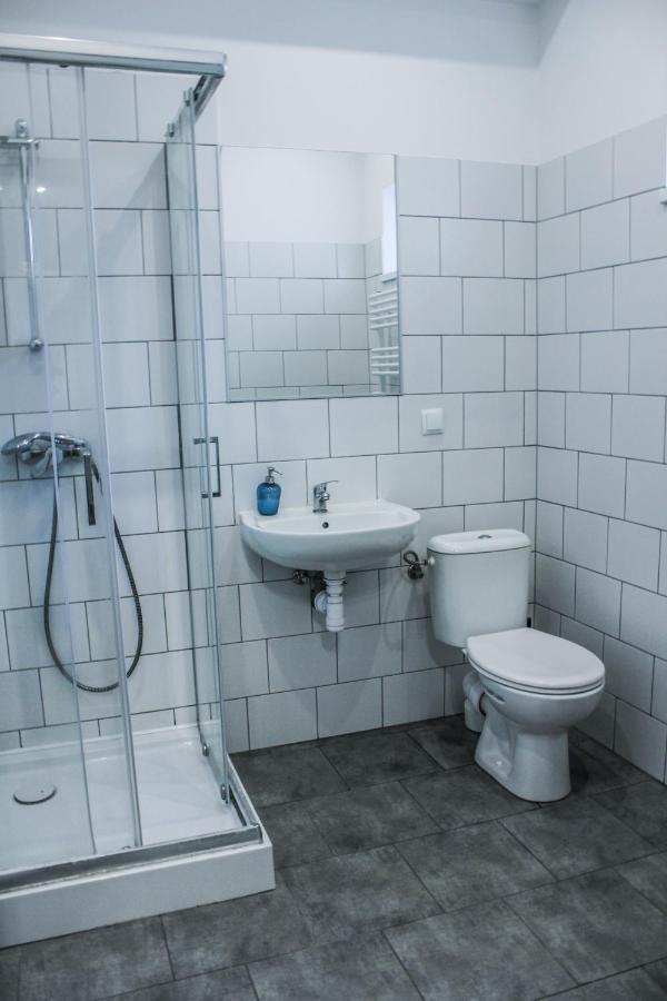 Baba Hostel Каліш Екстер'єр фото